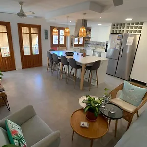 https://mundo-nuevo-centro-mlaga.1costadelsol.com